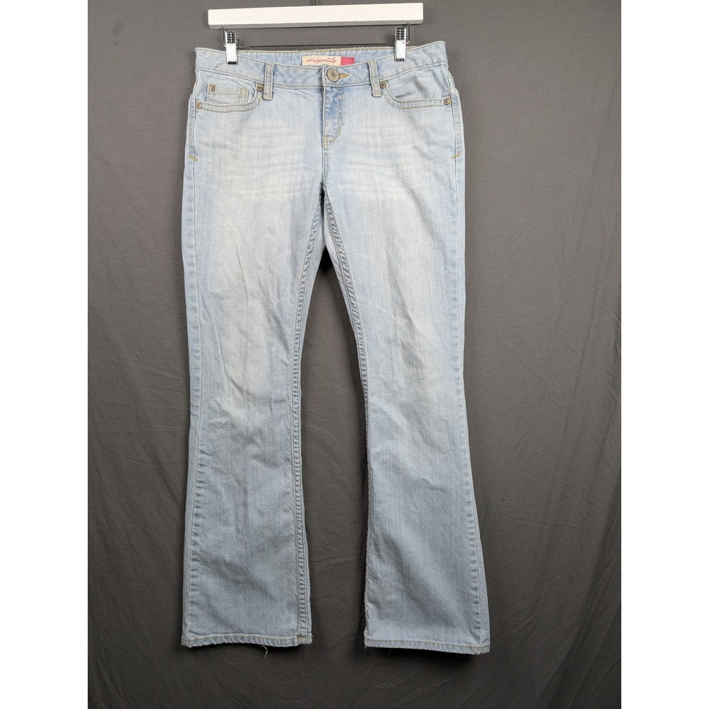 Aeropostale Womens Low Rise Bootcut Jeans Light Wash Blue Size 9/10 Long
